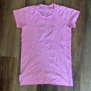 Lululemon swiftly tee